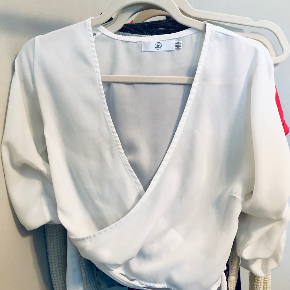 White Ruffle Sleeve Crop Top - Picture 2 of 2